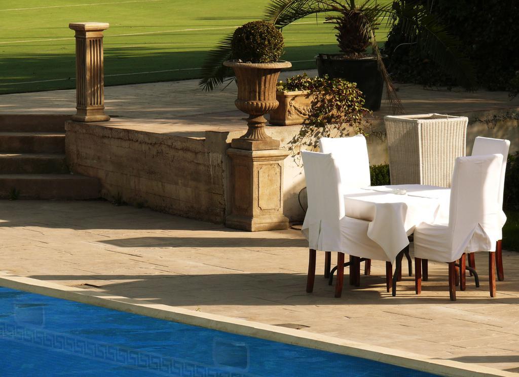 La Conac By Residence Hotels Bukares Bagian luar foto