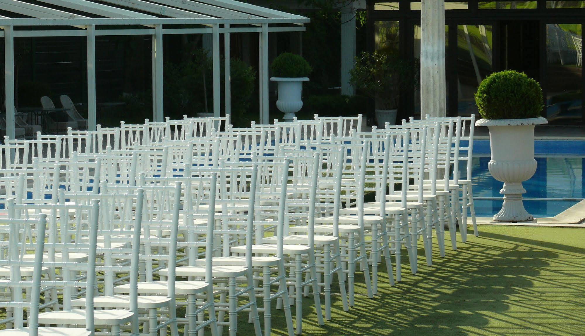 La Conac By Residence Hotels Bukares Bagian luar foto